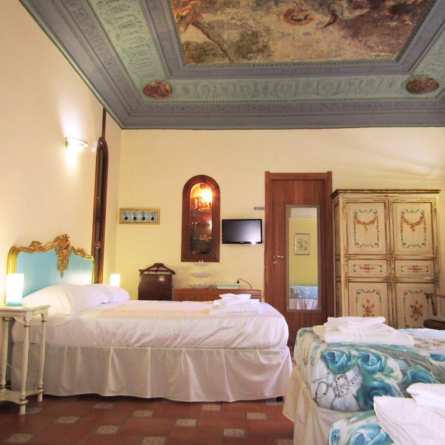 Vittorio Emanuele Rooms Di Prinzi Palermo Eksteriør bilde